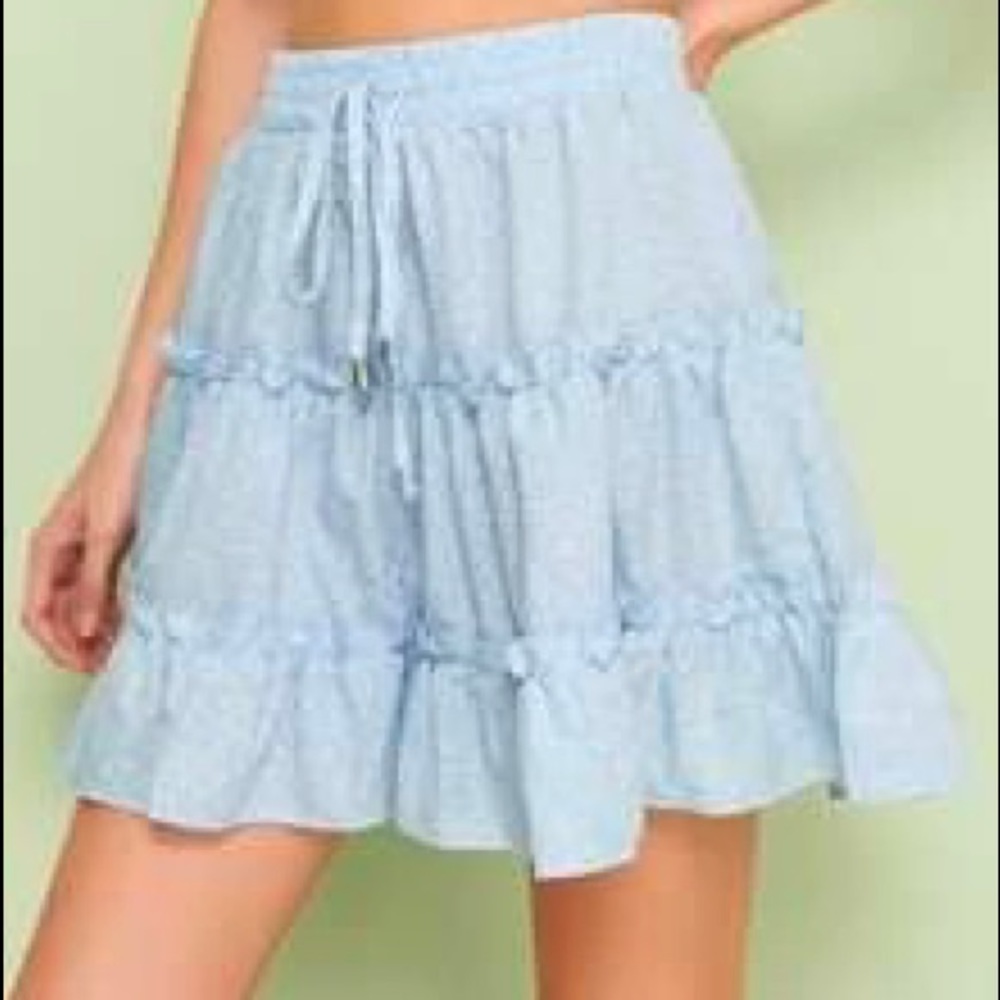 Cute flowy floral skirt